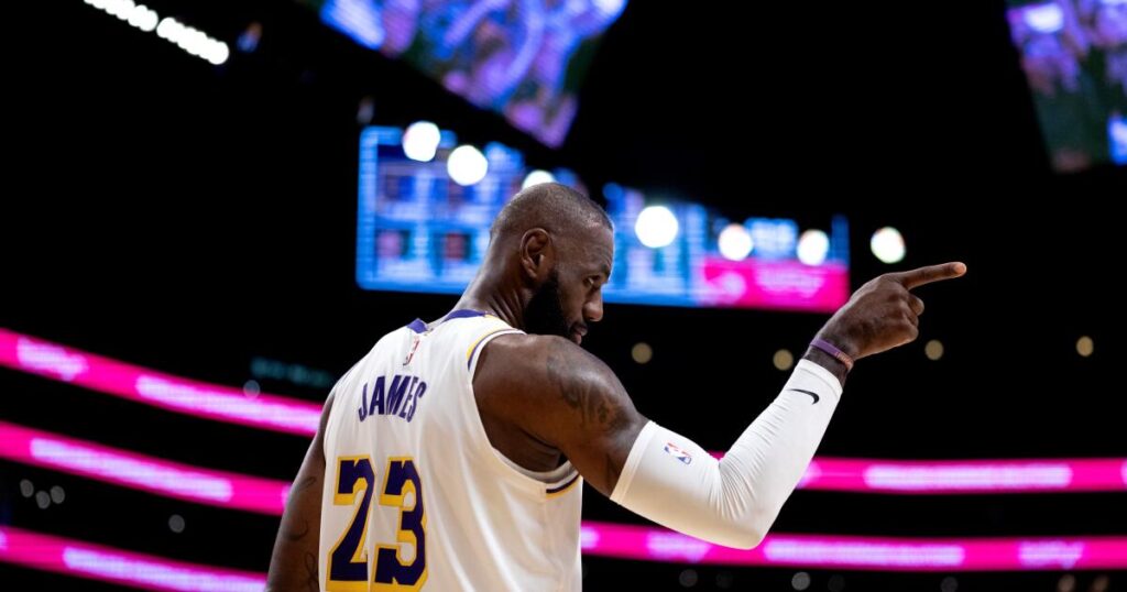LeBron James offers no hints about his next team during podcast recording fans attended