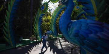 L.A. Zoo nonprofit’s bankruptcy case dismissed, boosting city in fight over $50-million endowment