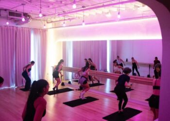 I tried Silver Lake’s trendy $35 workout — and ended up sweating next to my favorite pop star