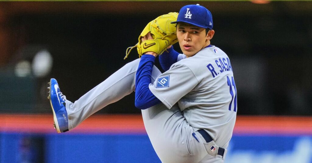 Kyle Tucker ends homer drought, Roki Sasaki shines in Dodgers’ win over Mets