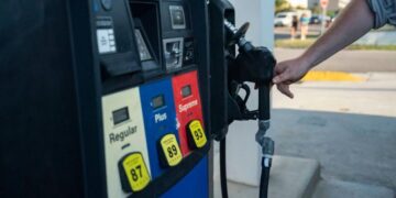Fuel prices slamming consumers even as oil crisis eases