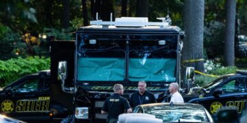 Officials say man killed wife and 6 kids, then himself, before all were found in Michigan home fire