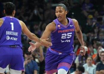 Fever coach Stephanie White says racist vitriol directed at Alyssa Thomas is ‘absolutely unacceptable’