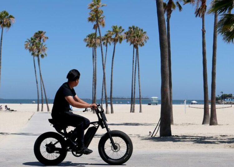 E-bike injuries are increasing rapidly in California; many of those hurt are 14 or younger, study finds
