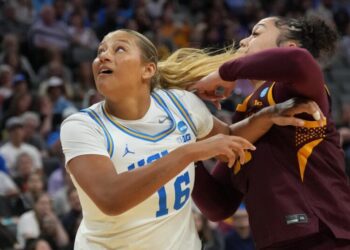 UCLA women’s basketball embraces new players, tougher standards in bid to repeat as champs