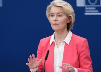 EU weighs age restrictions for children using social media