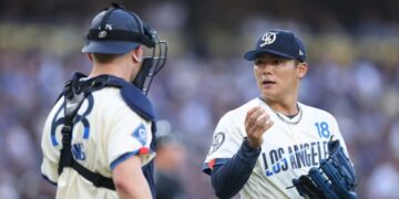 Yoshinobu Yamamoto has rough start as Dodgers drop series to Arizona
