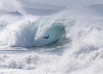 Heat wave to hit SoCal just as waves from Tropical Storm Elida slam beaches