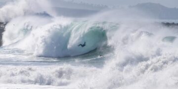 Heat wave to hit SoCal just as waves from Tropical Storm Elida slam beaches