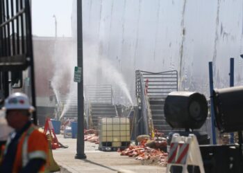 Lineage fined for flies, smell and ‘unsanitary’ conditions after Boyle Heights warehouse fire