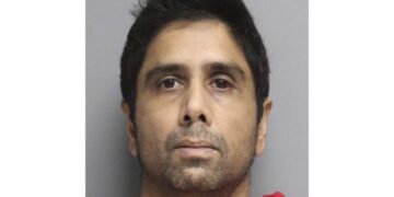 Pasadena doctor who drove wife, children off cliff has murder charges dismissed