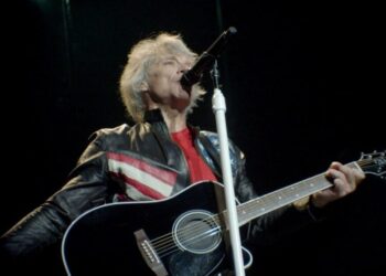 Jon Bon Jovi cuts ‘Forever’ tour show short: ‘I’ve got to cool it’