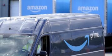 Amazon delivery companies lay off more than 150 people in the San Francisco Bay Area