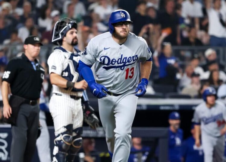 Max Muncy makes Yankees pay for keeping Gerrit Cole on mound in Dodgers’ win