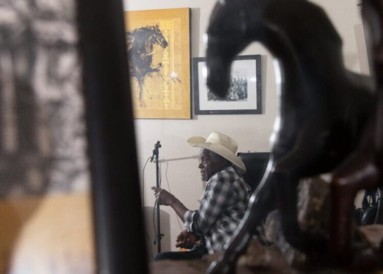 Cowboys, margaritas and toxic trash: Some sour on lawyers in lucrative L.A. landfill cases