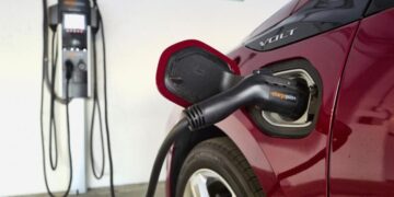 California is bringing back EV rebates. This is how to get one