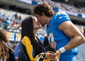 Chargers QB Justin Herbert and singer Madison Beer announce their engagement