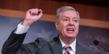 US Senator Lindsey Graham has died after a brief and unexpected illness, his office says in a statement