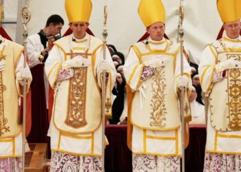 Vatican excommunicates schismatic bishops and priests, and warns their followers