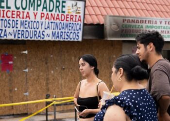Arson investigation underway after beloved family-owned Mexican market burns in Sun Valley
