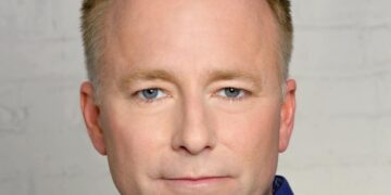 Seth Doane and Jim Axelrod among contenders for ’60 Minutes’ roles