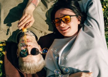 ‘Friendfluence’ Is the Dating Trend for Singles Who Don’t Want to Swipe Alone