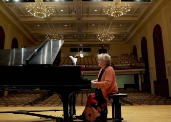 Is It Time for This 95-Year-Old Pianist to Quit?
