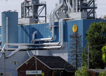 A Maine Town, Once Dependent on a Paper Mill, Tries to Move On