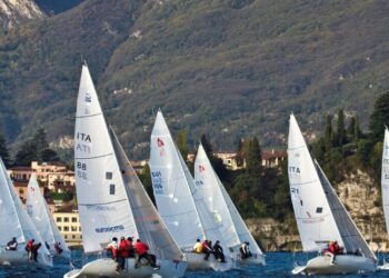 Carlo Borlenghi, Who Turned Sailing Photography Into an Art, Dies at 70