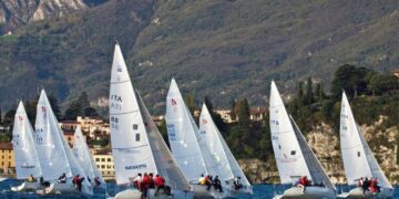 Carlo Borlenghi, Who Turned Sailing Photography Into an Art, Dies at 70