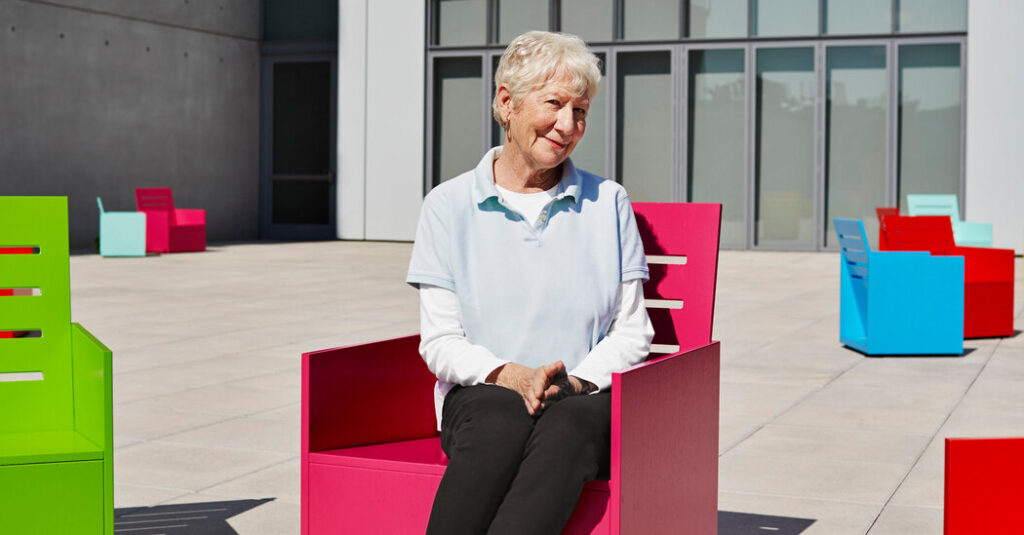 Mary Heilmann, Painter of Vividly Wobbly Abstractions, Dies at 86