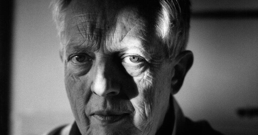 Raoul Vaneigem, Whose Manifesto Inspired 1968 Revolt in France, Dies at 92