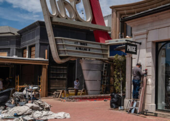A Mall in the Palisades, Protected From Wildfire, Prepares to Reopen
