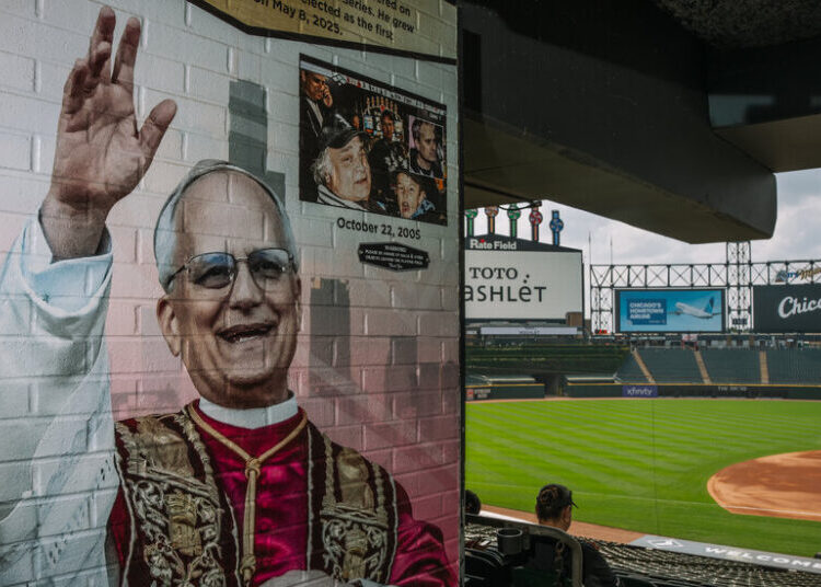 A Pope From Chicago Was Elected. The White Sox Were Resurrected.