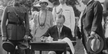 Trump’s Immigration Policy Echoes 1920s Turn Against Certain Newcomers