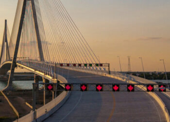The Bridge That Divides America and Canada