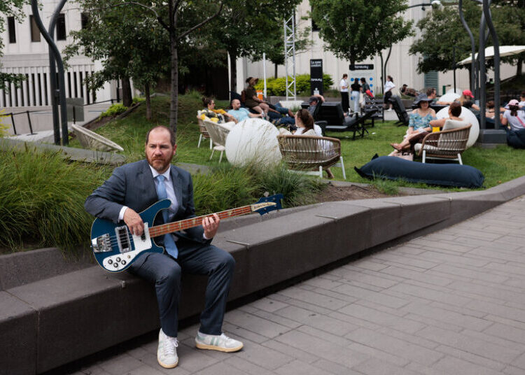 The Bassist Who Captured Quebec’s Soul Takes on Its Scientific Future