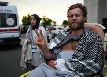 Seized on Their Way to Gaza, Activists Tell of Abuse in Israeli Custody
