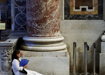 Europeans, Braced for 5th Heat Wave of 2026, Have Had Enough