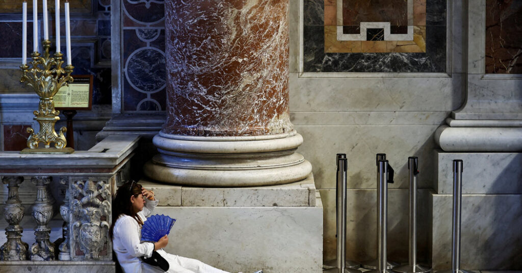 Europeans, Braced for 5th Heat Wave of 2026, Have Had Enough