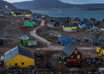 Oil, Hunters and Dr. Phil: How a Longshot Project Is Shaking Up Greenland