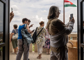 Orban’s Office, Thrown Open, Is Not the Den Hungarians Expected