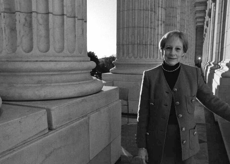 Nancy Kassebaum, First Woman to Chair a Major Senate Panel, Dies at 94