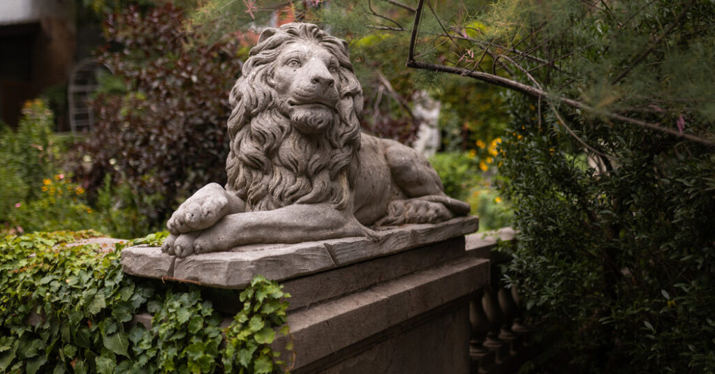 A Timeline of the Fight Over the Elizabeth Street Garden in Manhattan