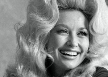 Dolly Parton, Superstar Whose Songs Spoke to Millions, Dies at 80