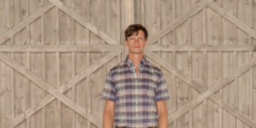 He’s Young and Thoughtful, With Kennedy-esque Good Looks. Can He Break the Republican Grip on His State?