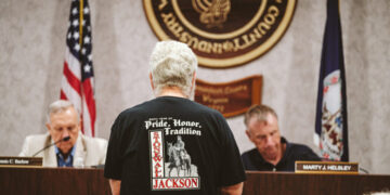 Judge Rules Two Virginia Schools Must Change Confederate Names