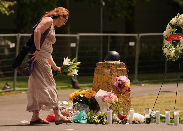 Days After Deadly Shooting, Seattle Tightens Security on Festivities