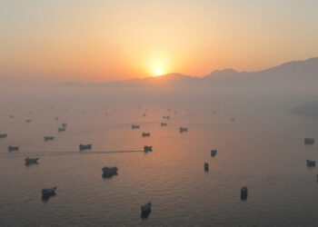 An Emerging Deal to Reopen the Strait of Hormuz Would Come at a Cost for Trump