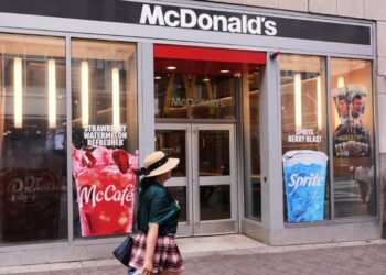 McDonald’s U.S. Sales Slow as Consumers Spend More Cautiously